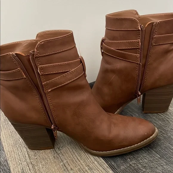 Express Brown Ankle Booties with Strap Detail - Picture 6 of 7